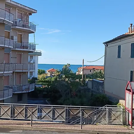 Casa Vacanza Giada Santo Stefano al Mare Exterior foto